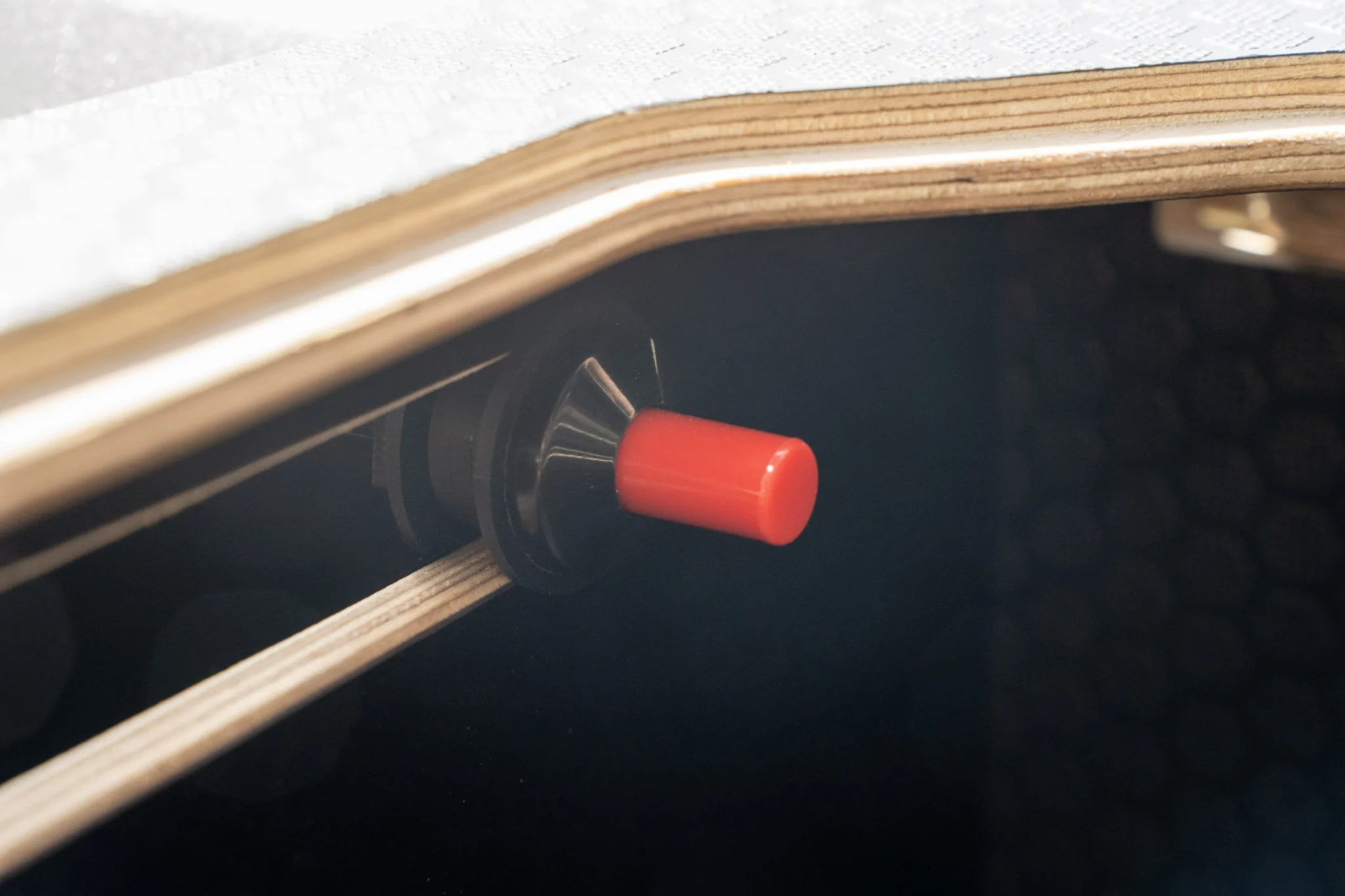 Mounting rail